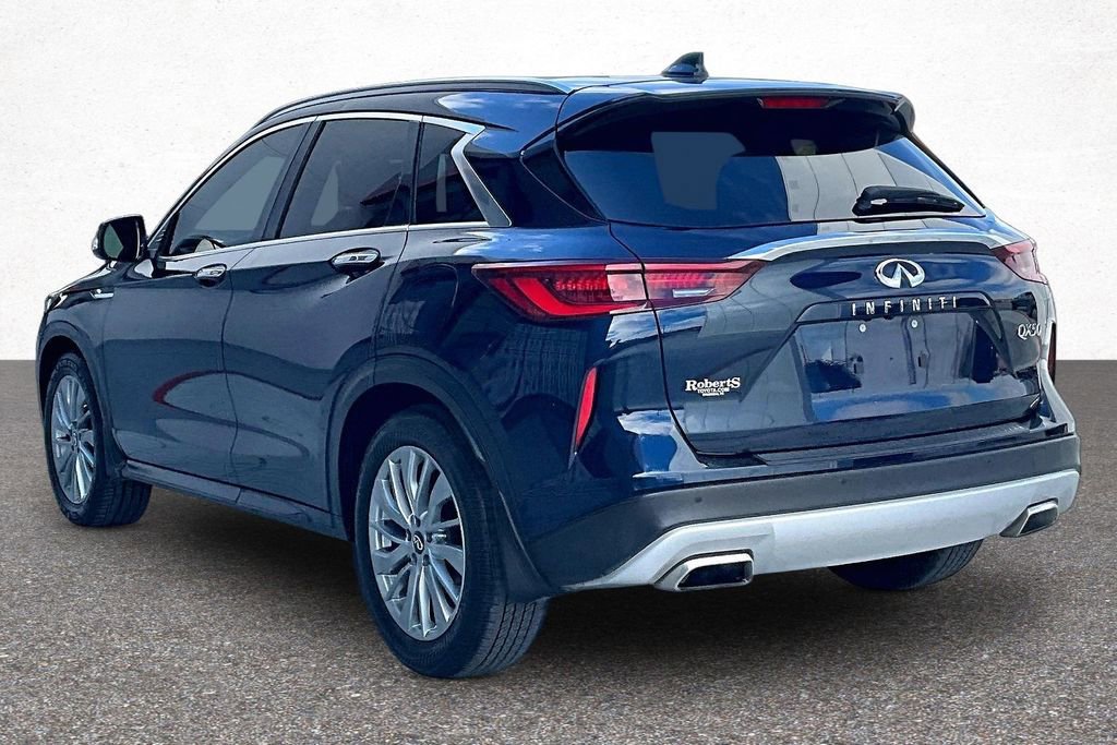Used 2023 INFINITI QX50 Luxe image 4