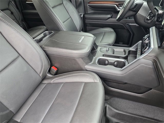 Used 2024 GMC Sierra 2500 Denali w/ Denali Reserve Package image 13