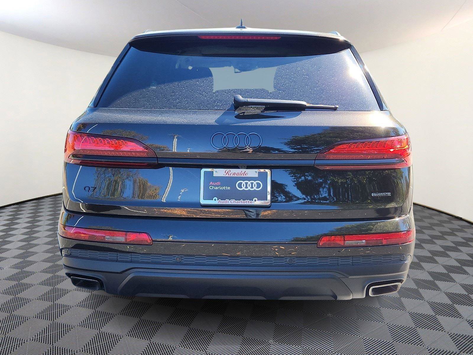 New 2026 Audi Q7 3.0T Premium image 5