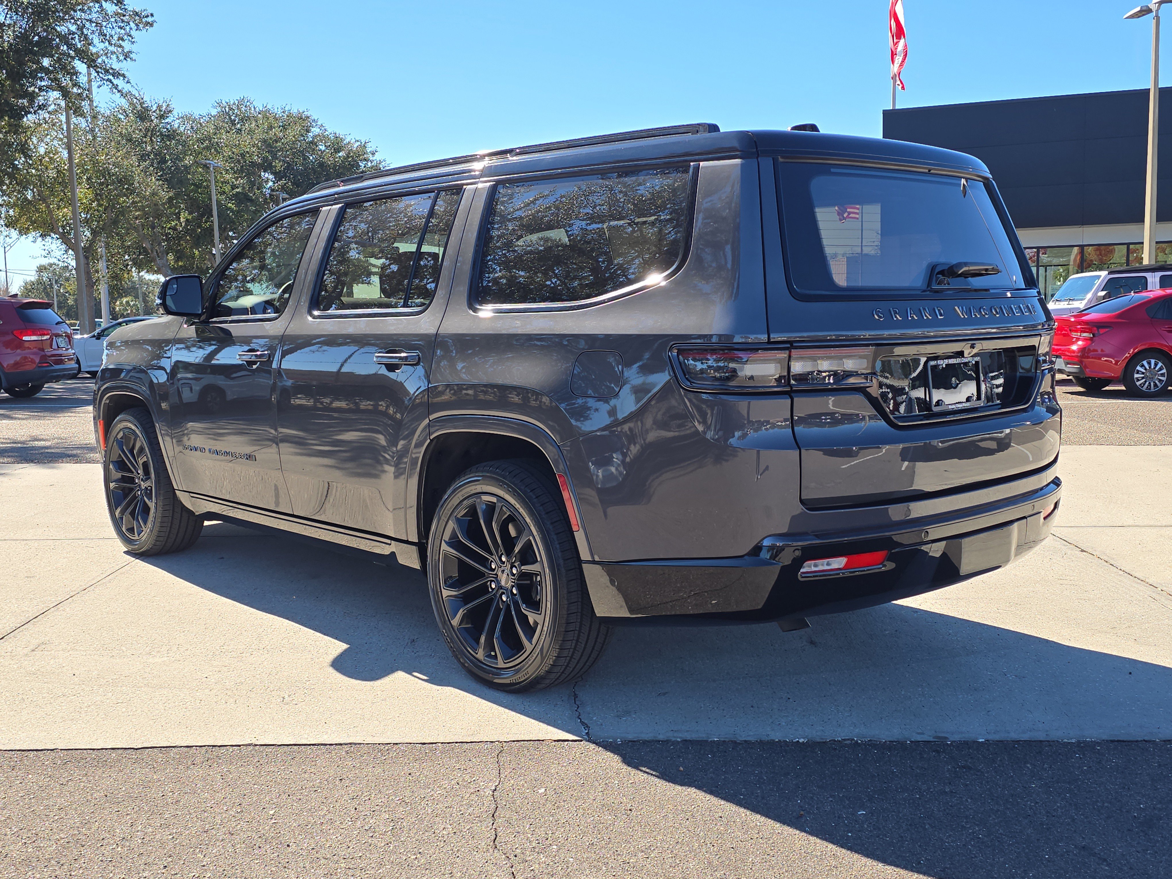 Used 2024 Jeep Grand Wagoneer Series III w/ Quick Order Packagew 28T image 6