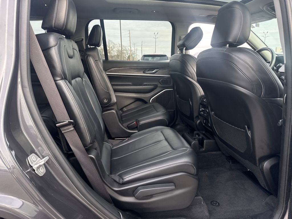 Used 2021 Jeep Grand Cherokee L Limited image 13