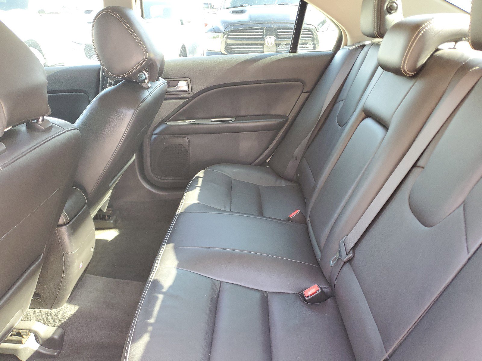 Used 2012 Ford Fusion SEL FWD image 10