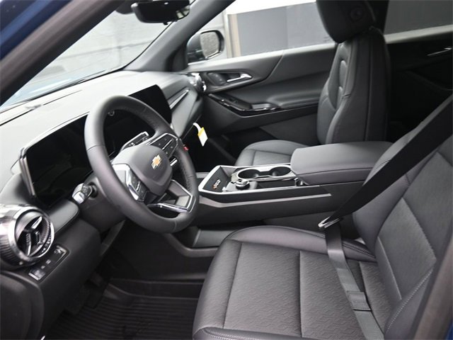 New 2026 Chevrolet Equinox LT image 8