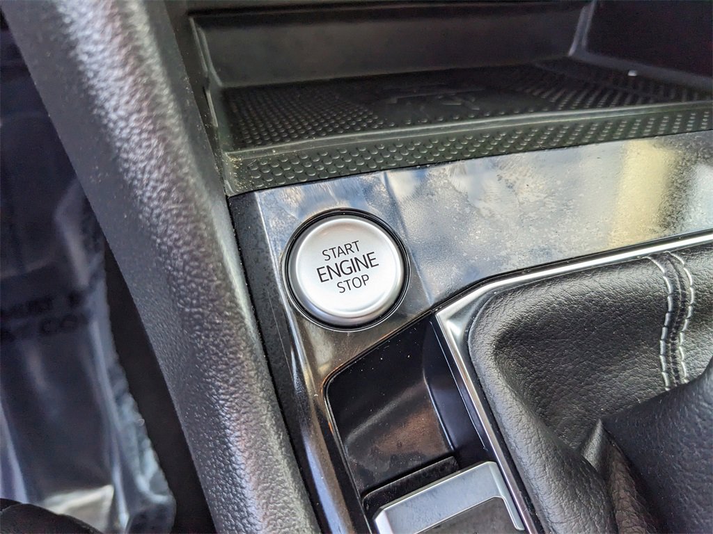 Certified 2023 Volkswagen Taos SE image 27