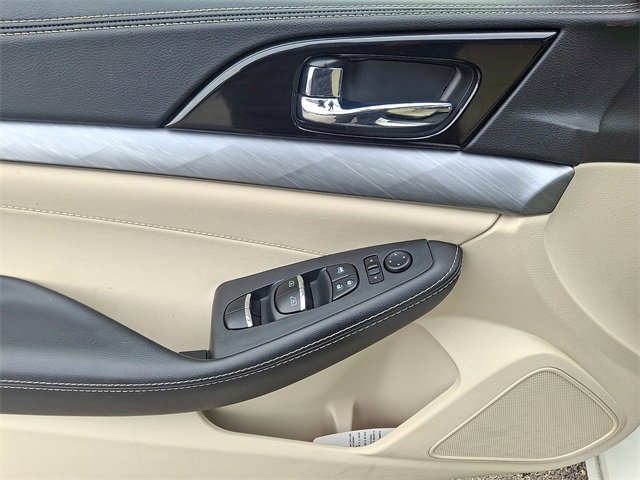 Used 2017 Nissan Maxima 3.5 SV image 12