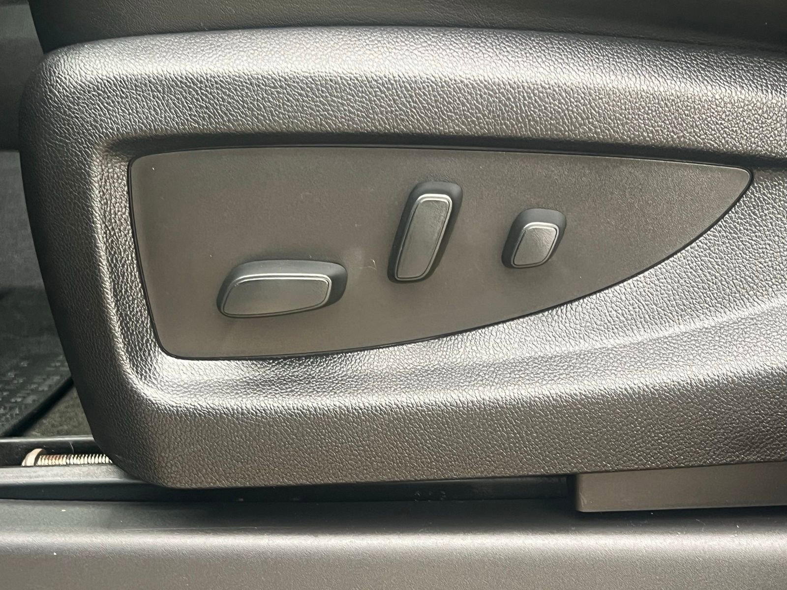 Used 2018 GMC Sierra 1500 Denali w/ Denali Ultimate Package image 26