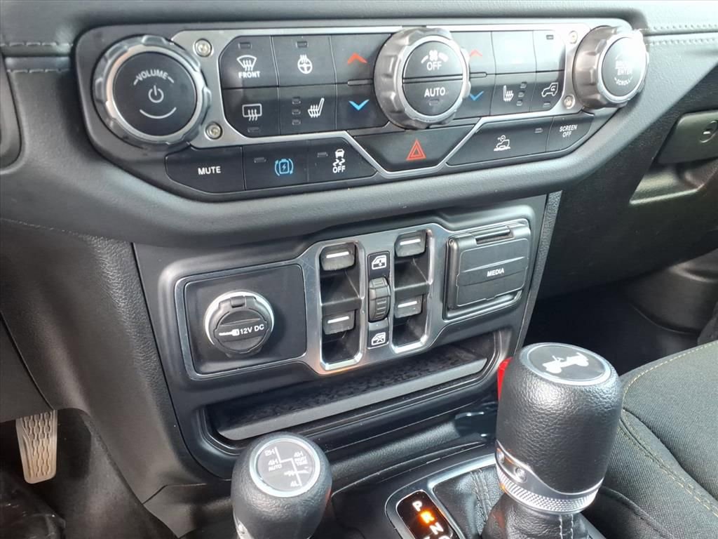 Used 2024 Jeep Wrangler Sahara 4xe image 10