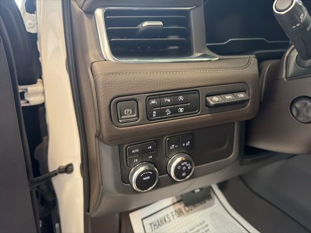 Used 2023 GMC Yukon Denali AWD/4WD image 27