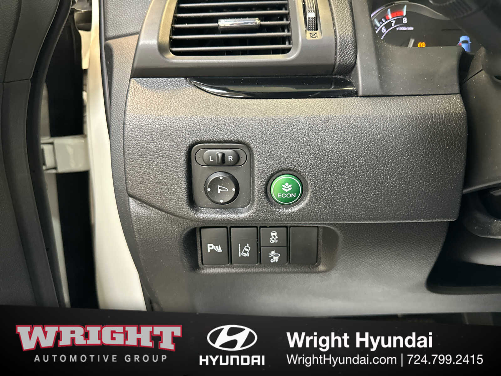 Used 2018 Honda Pilot Touring image 23