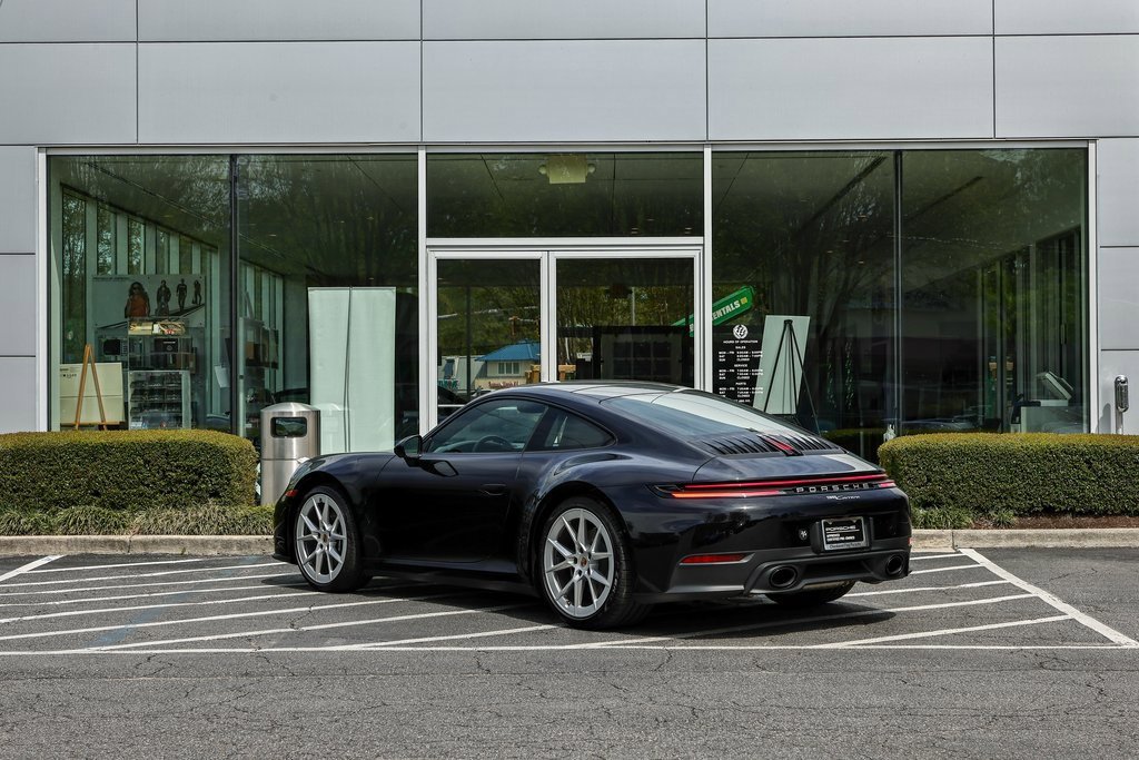 Certified 2025 Porsche 911 Carrera image 3