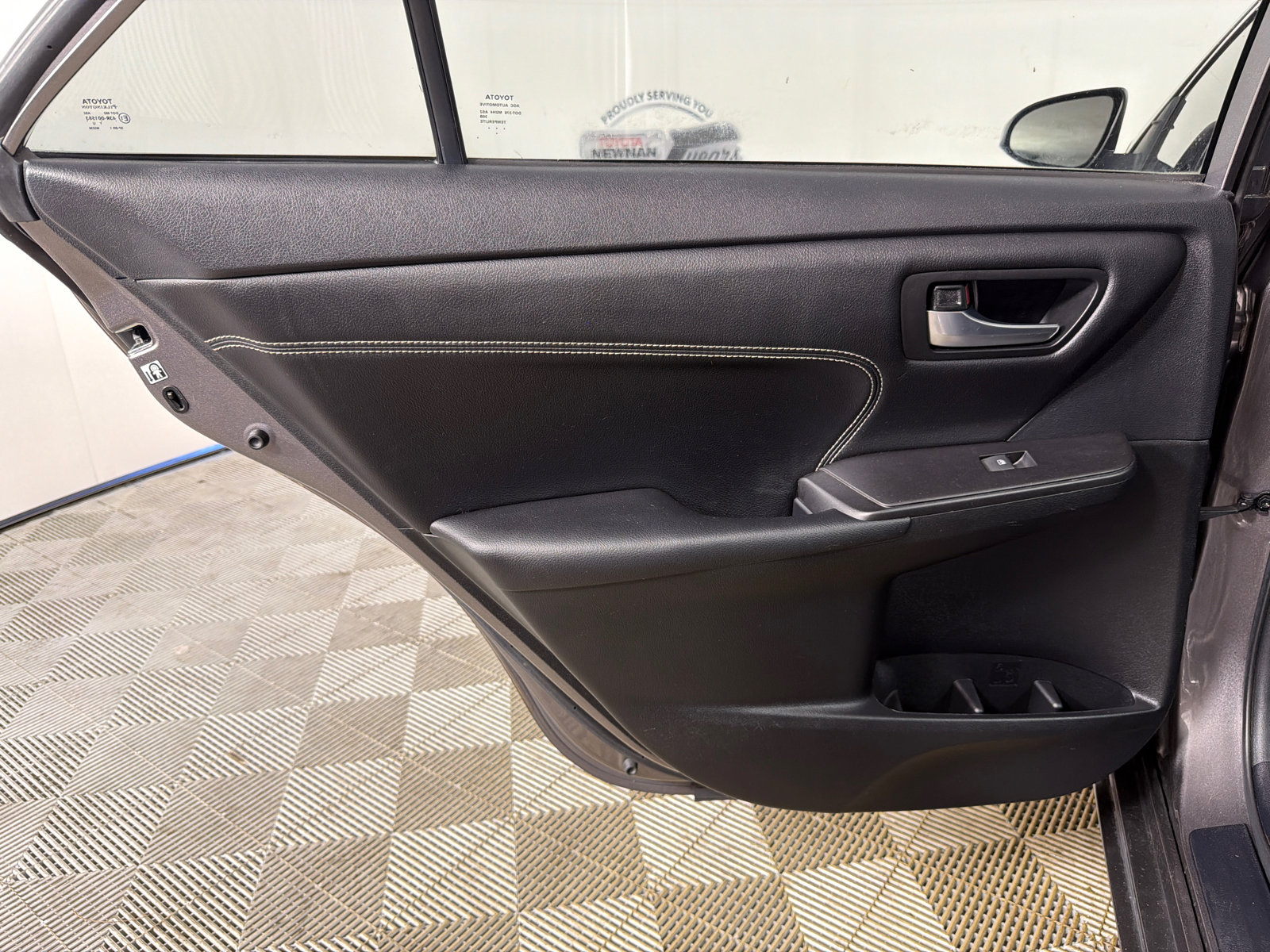 Used 2017 Toyota Camry XLE FWD image 21