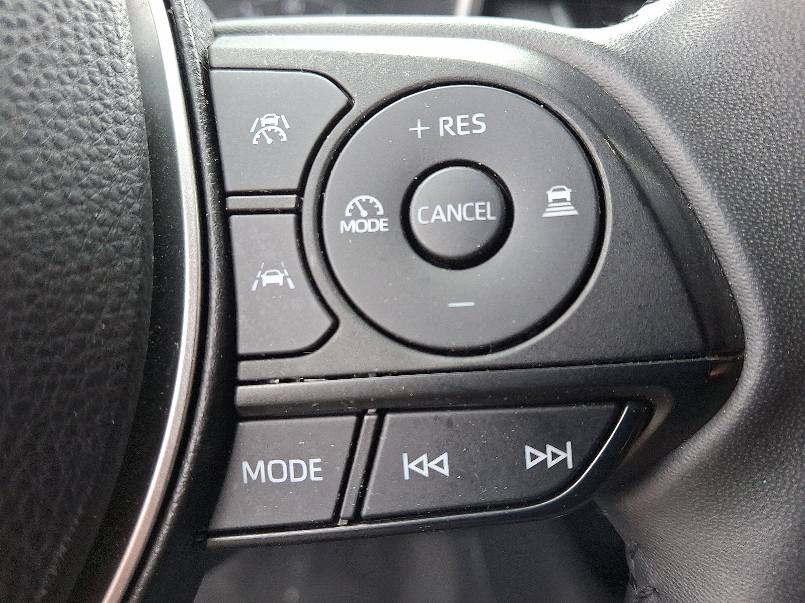 Certified 2023 Toyota Corolla SE w/ Carpet Mat Package (TMS) image 22