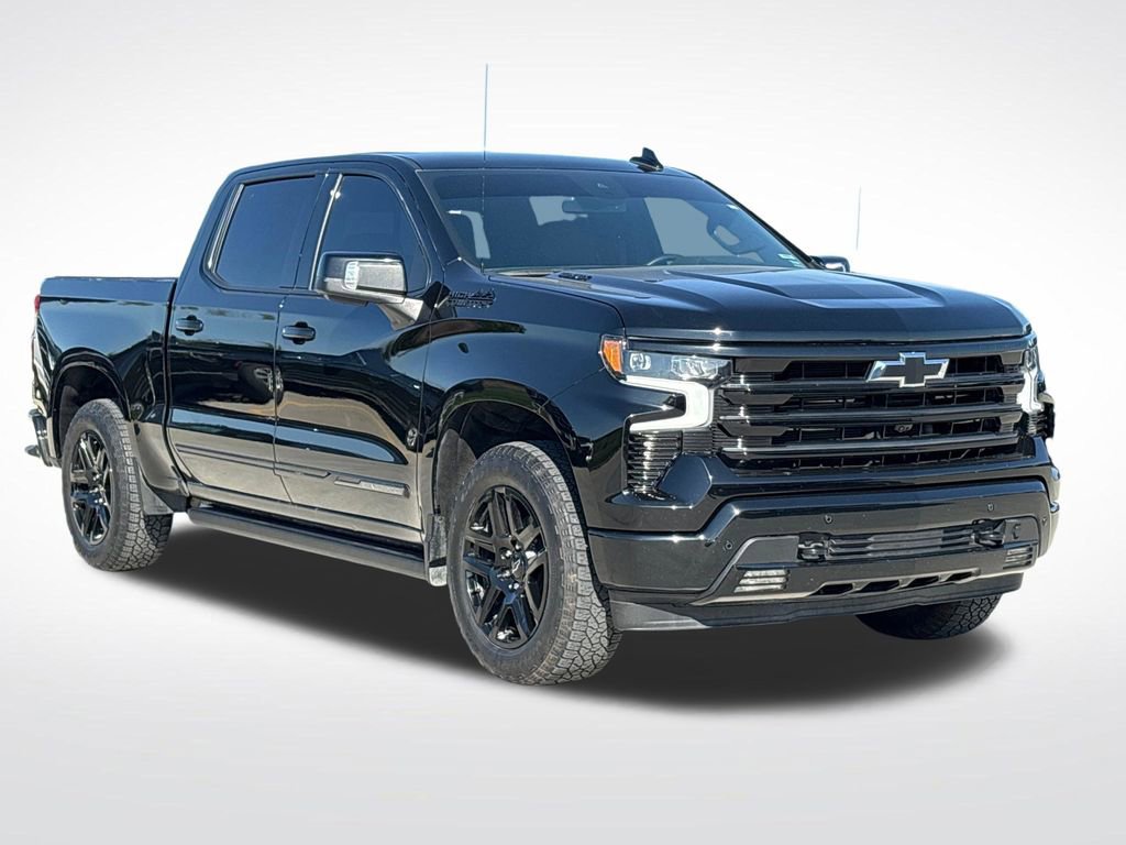 Used 2024 Chevrolet Silverado 1500 High Country w/ Midnight Edition AWD/4WD image 9