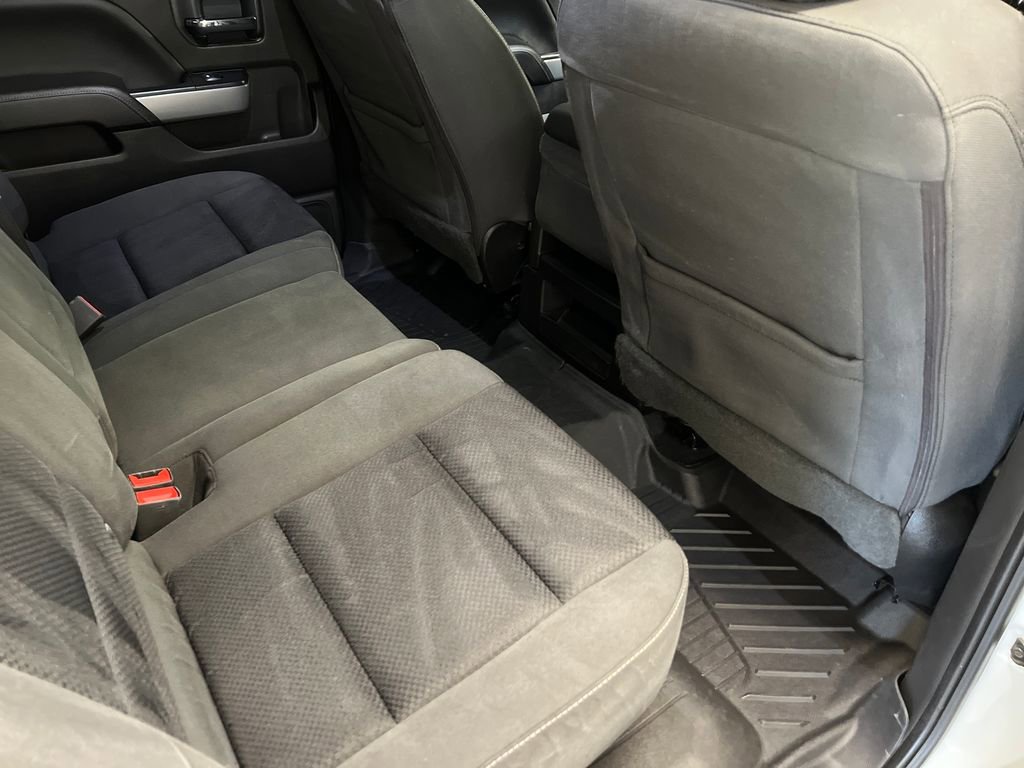Used 2018 Chevrolet Silverado 1500 LT w/ All Star Edition AWD/4WD image 47