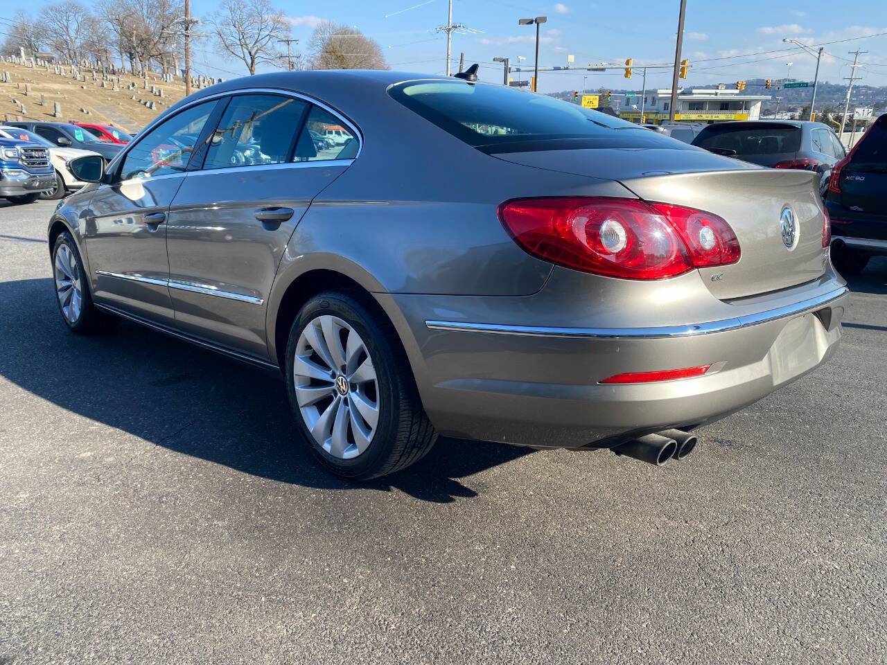 Used 2011 Volkswagen CC Sport image 5