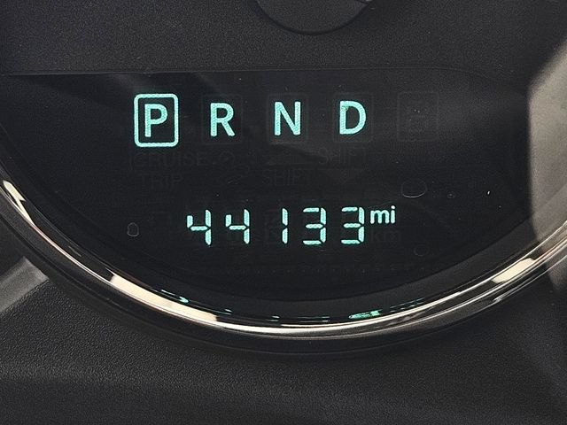 Used 2017 Jeep Wrangler Sahara AWD/4WD image 25