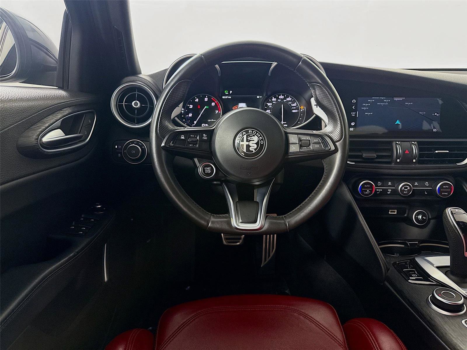 Used 2023 Alfa Romeo Giulia Sprint image 3