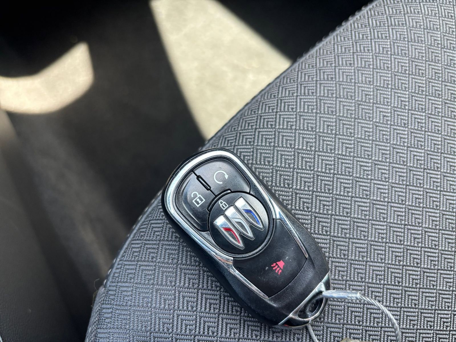 Used 2025 Buick Encore GX Preferred FWD image 23