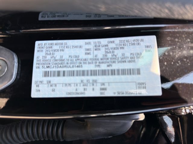 Used 2024 Lincoln Corsair AWD w/ Equipment Group 101A image 33