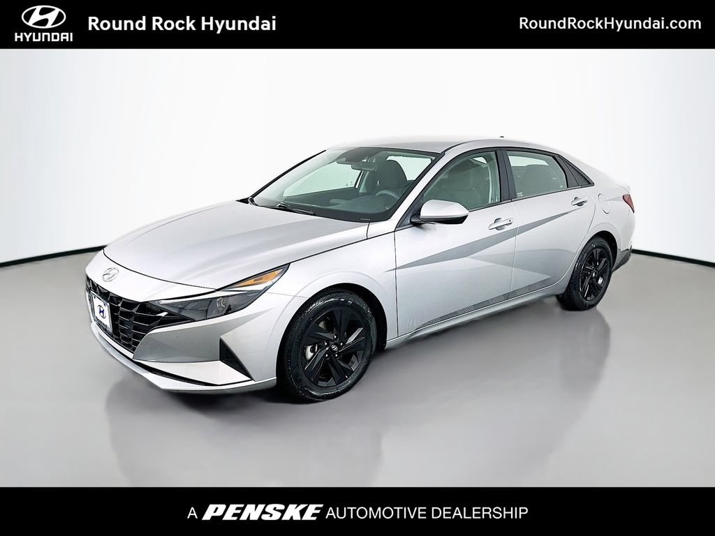Certified 2022 Hyundai Elantra SEL w/ Cargo Package