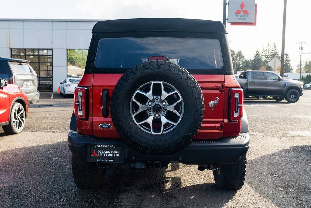 Used 2023 Ford Bronco Badlands AWD/4WD image 5