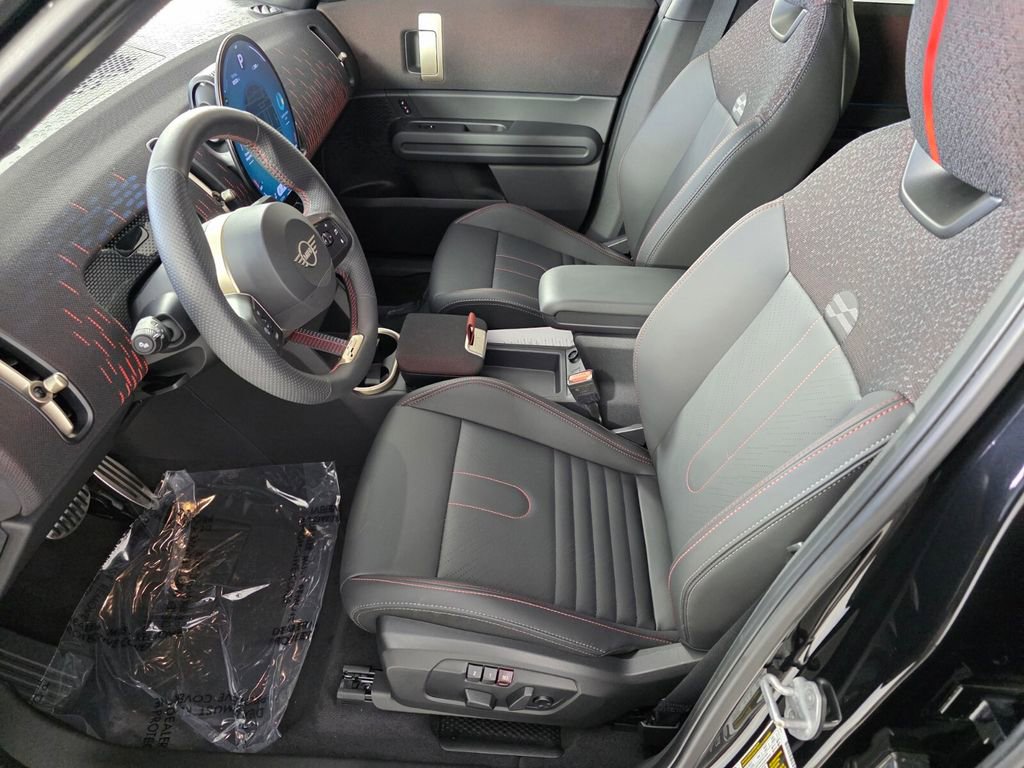Used 2025 MINI Cooper Countryman John Cooper Works w/ Comfort Package Max image 9
