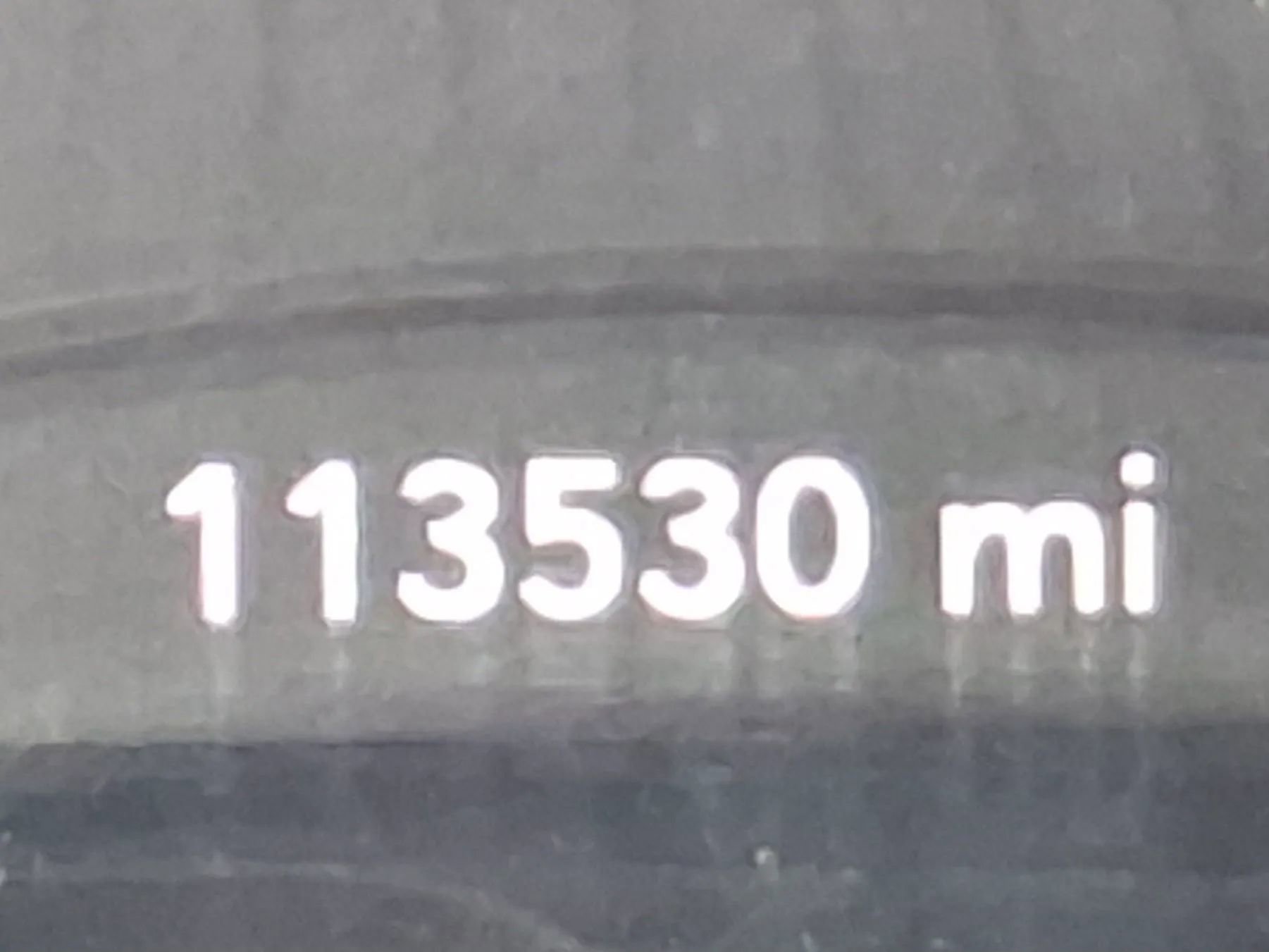 Used 2015 Dodge Challenger SXT image 18