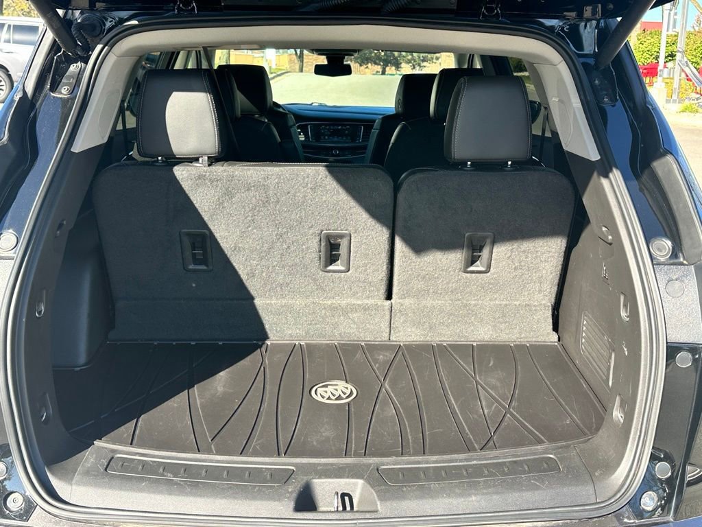 Used 2019 Buick Enclave Avenir w/ Avenir Technology Package image 11