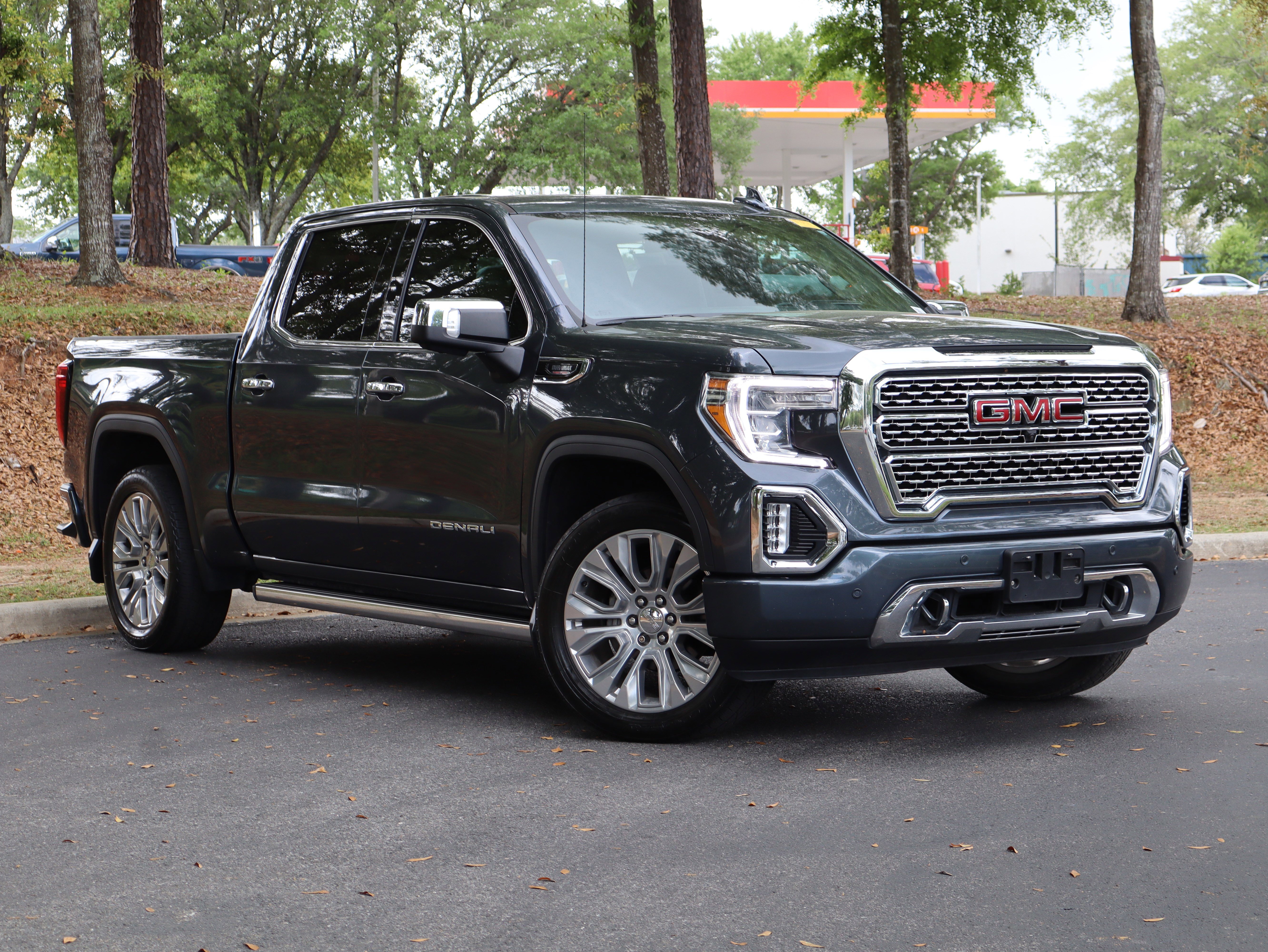 Used 2021 GMC Sierra 1500 Denali w/ Denali Ultimate Package AWD/4WD image 2