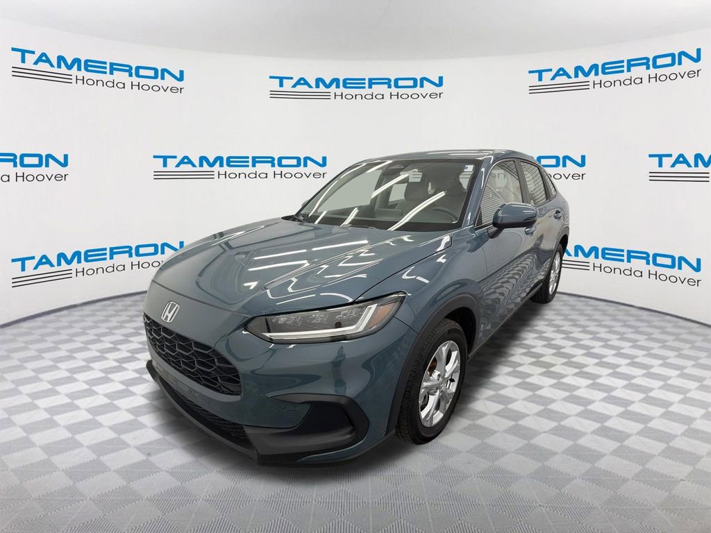 Used 2023 Honda HR-V LX image 1
