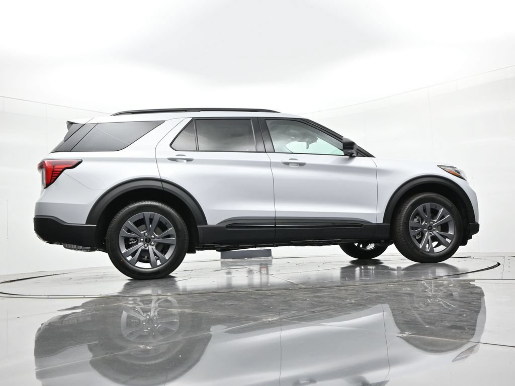 New 2026 Ford Explorer Active w/ Active Comfort Package AWD/4WD image 24
