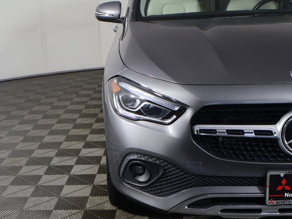 Used 2023 Mercedes-Benz GLA 250 4MATIC w/ Premium Package image 13