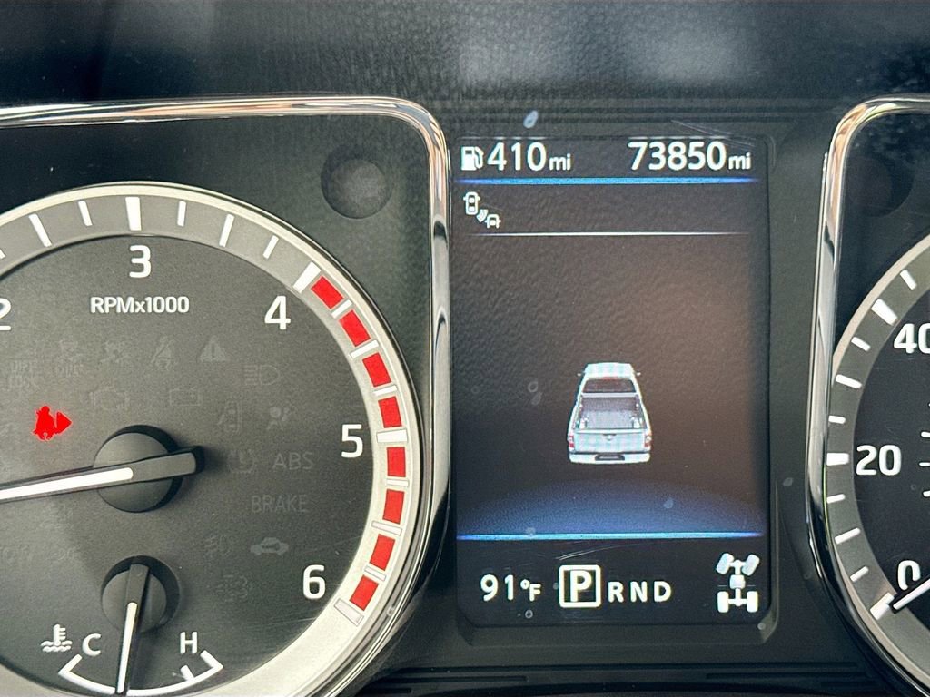 Used 2019 Nissan Titan SV w/ SV Convenience Package AWD/4WD image 12