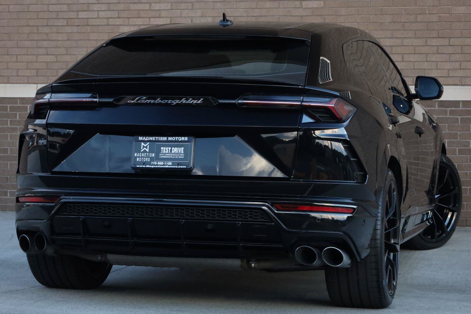 Used 2021 Lamborghini Urus AWD/4WD image 14