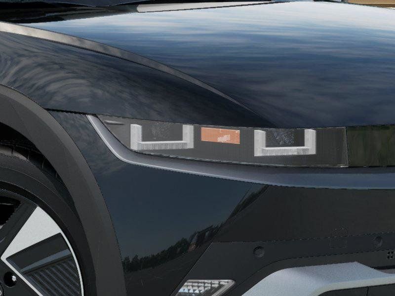 New 2025 Hyundai Ioniq 5 SE image 9