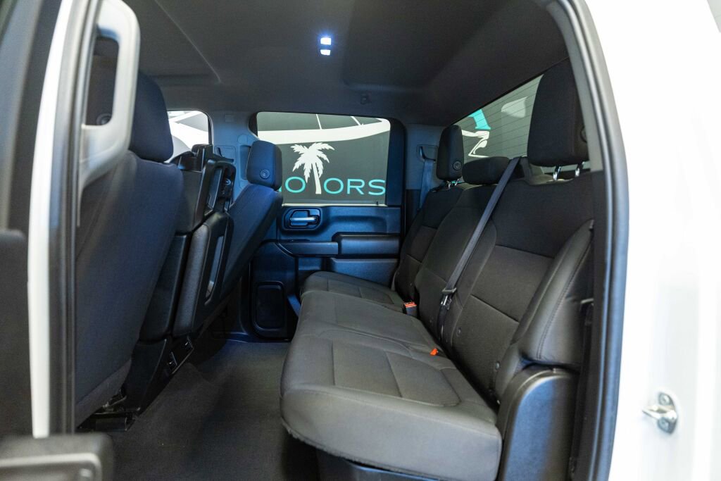 Used 2021 Chevrolet Silverado 2500 Custom w/ Custom Convenience Package image 14