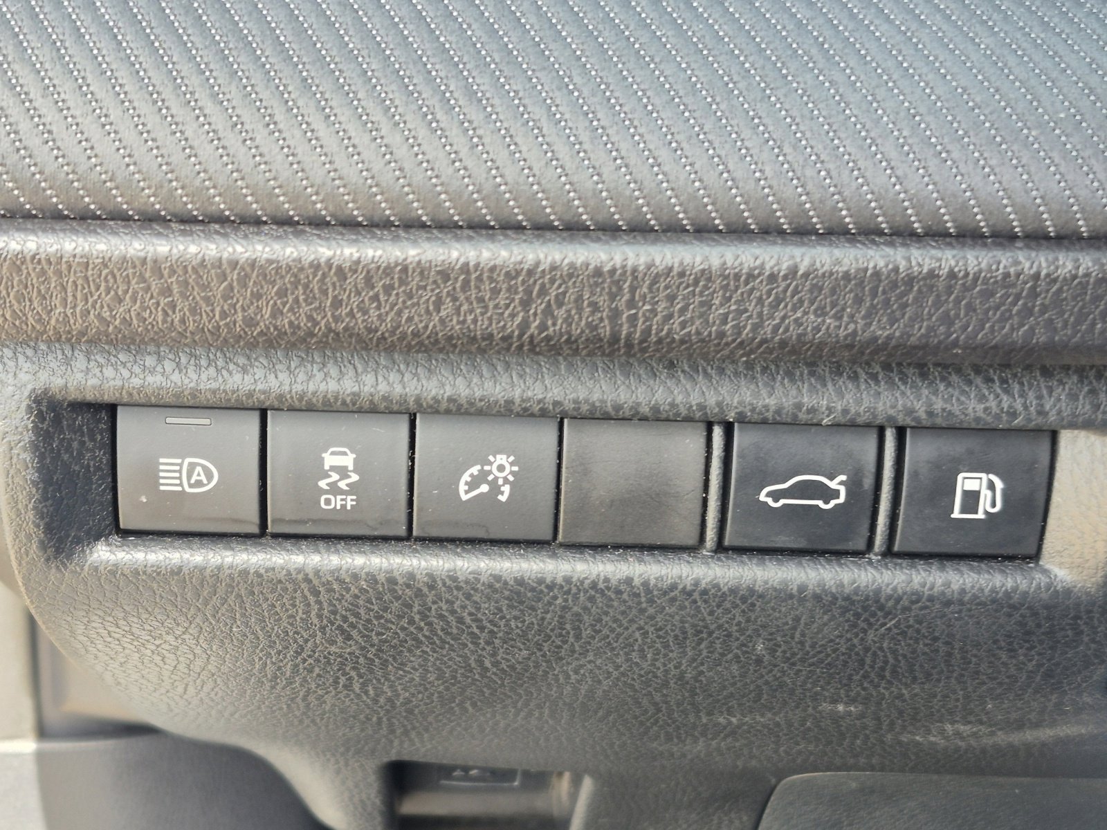 Certified 2025 Toyota Camry SE image 36