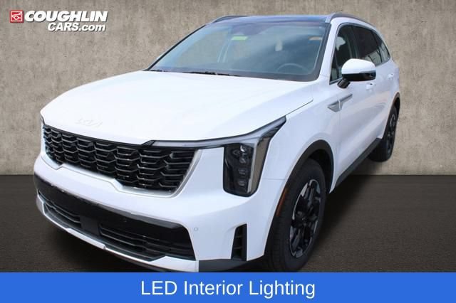 Used 2025 Kia Sorento S w/ Panoramic Sunroof Package FWD image 6