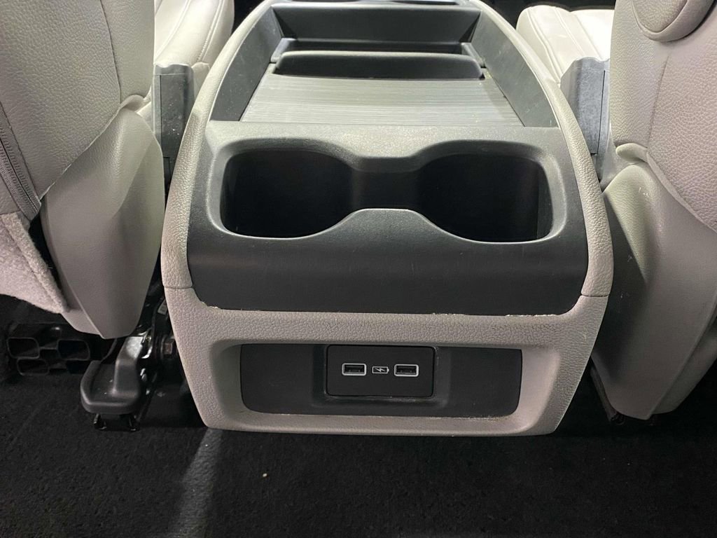 Used 2024 Honda Odyssey EX-L image 13