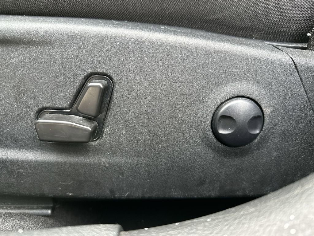 Used 2022 Dodge Charger SXT image 12