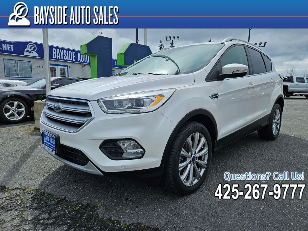 Used 2018 Ford Escape Titanium image 1