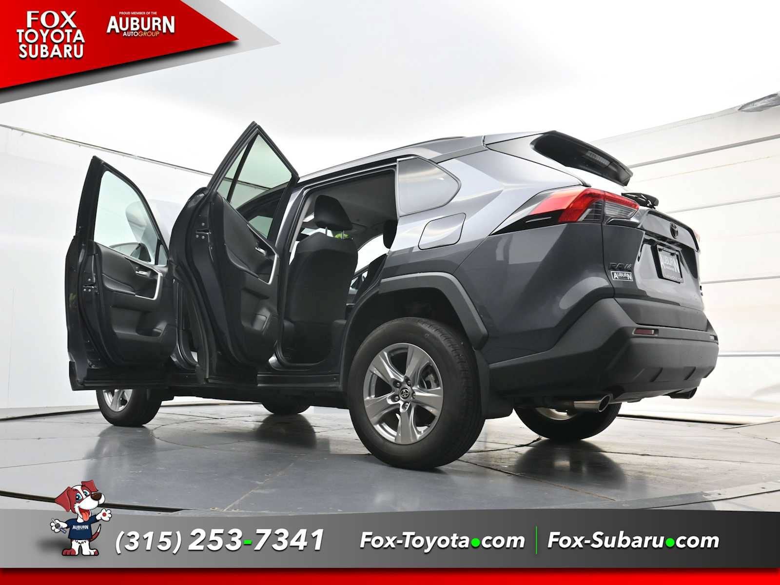 Used 2023 Toyota RAV4 XLE AWD/4WD image 37
