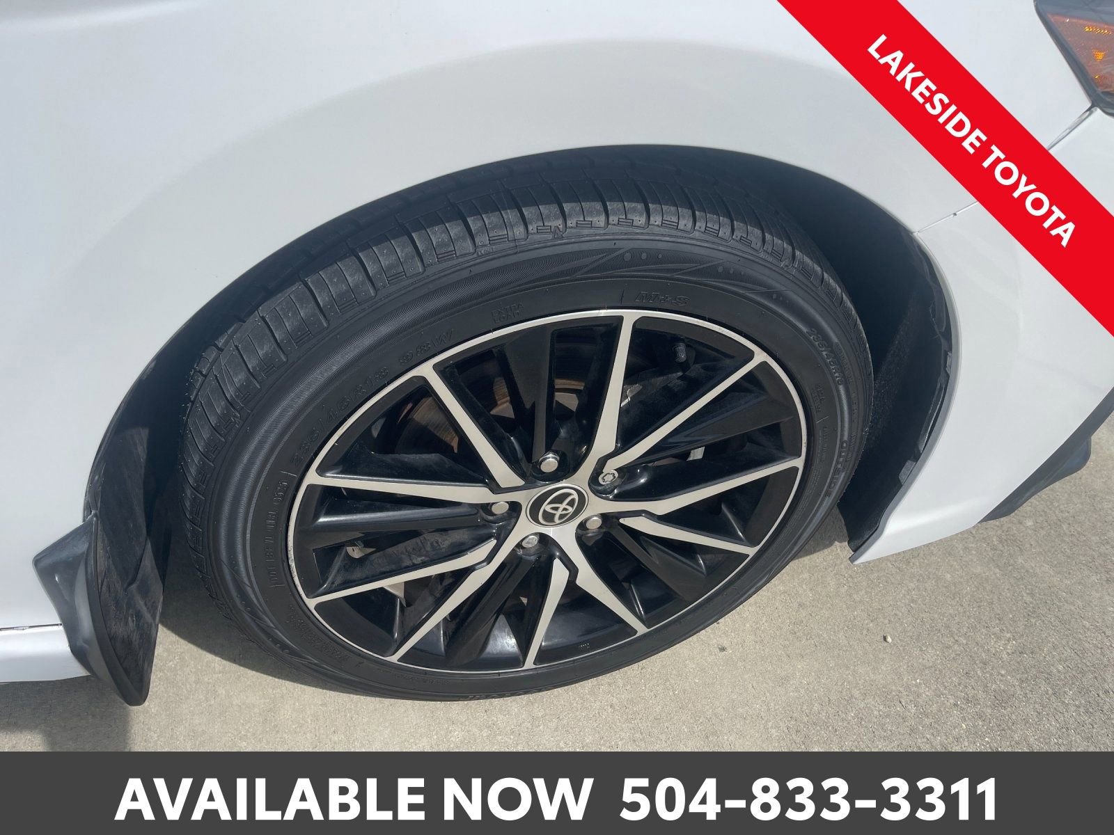 Used 2021 Toyota Camry SE FWD image 14