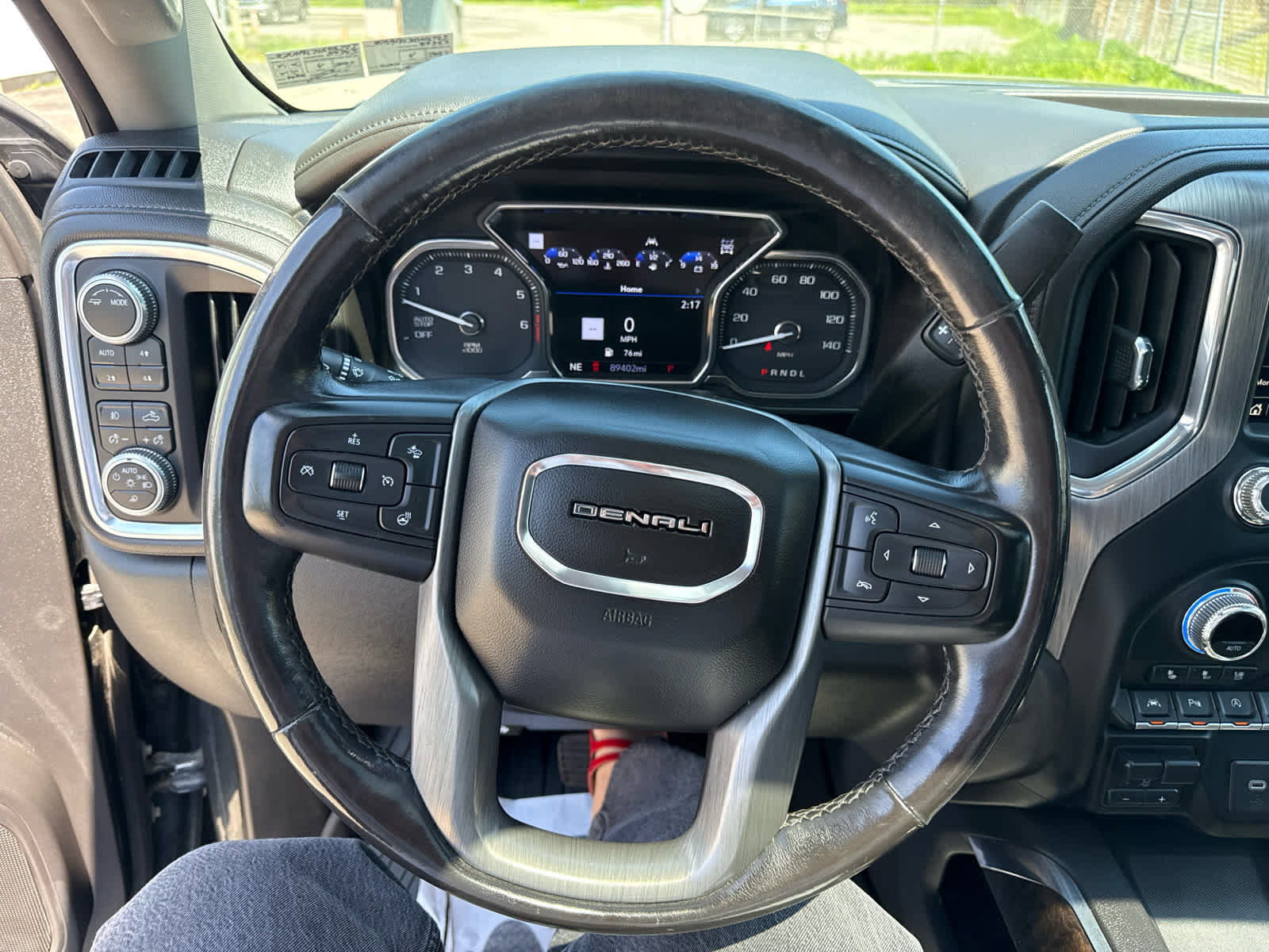 Used 2020 GMC Sierra 1500 Denali w/ Technology Package AWD/4WD image 18