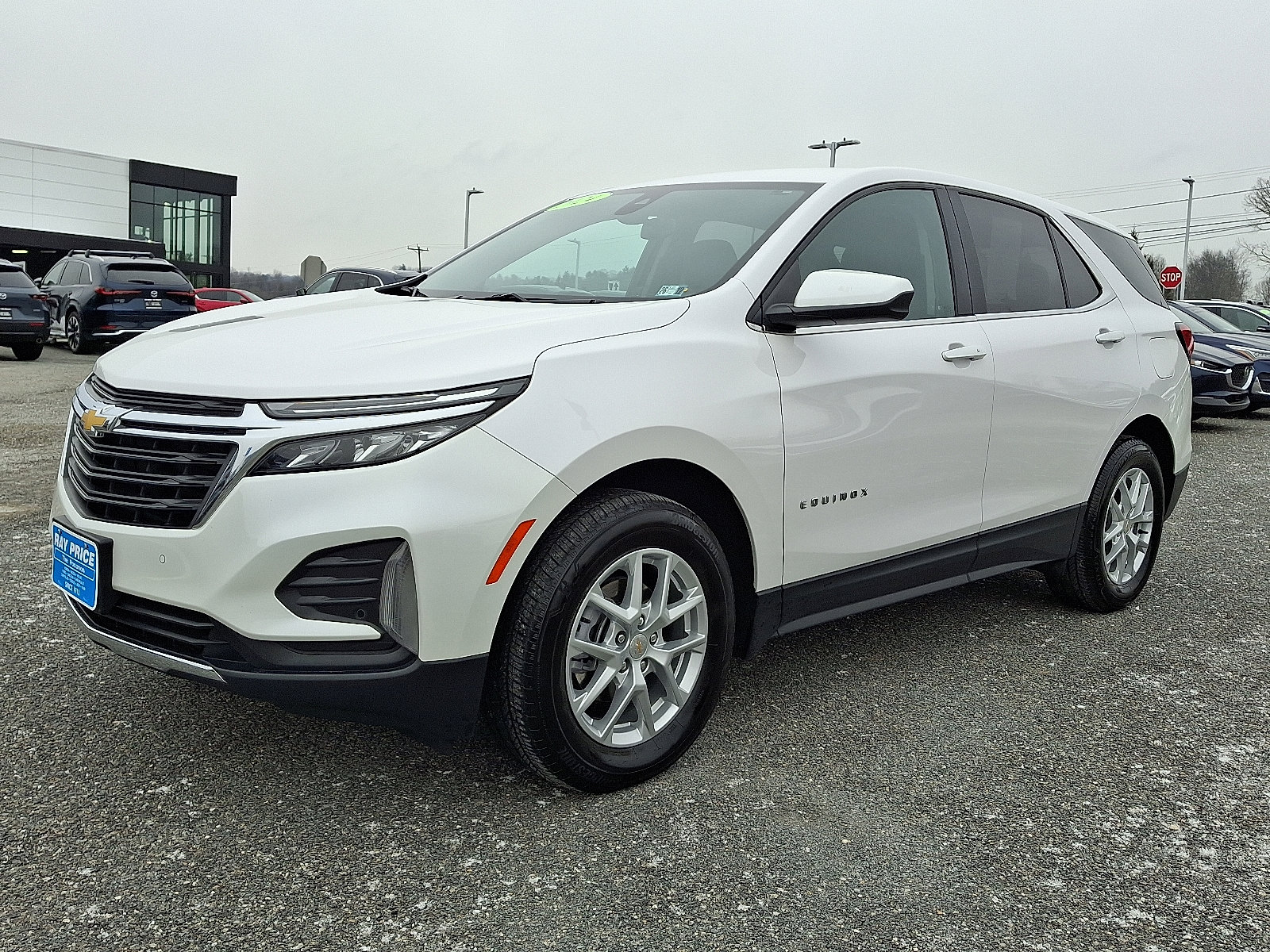 Used 2024 Chevrolet Equinox LT image 3
