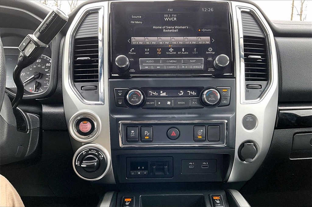 Used 2020 Nissan Titan SV w/ SV Convenience Package image 15