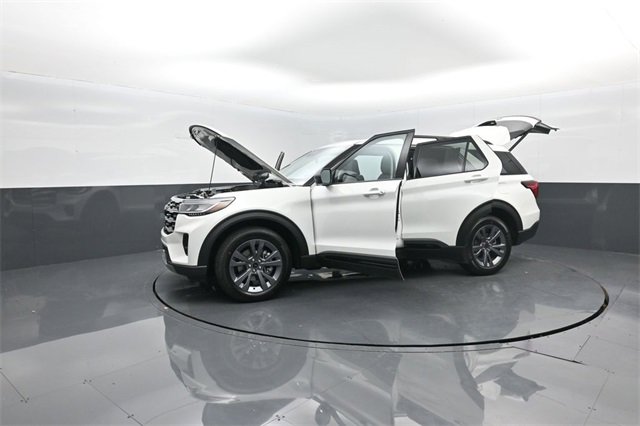 New 2026 Ford Explorer Active image 41