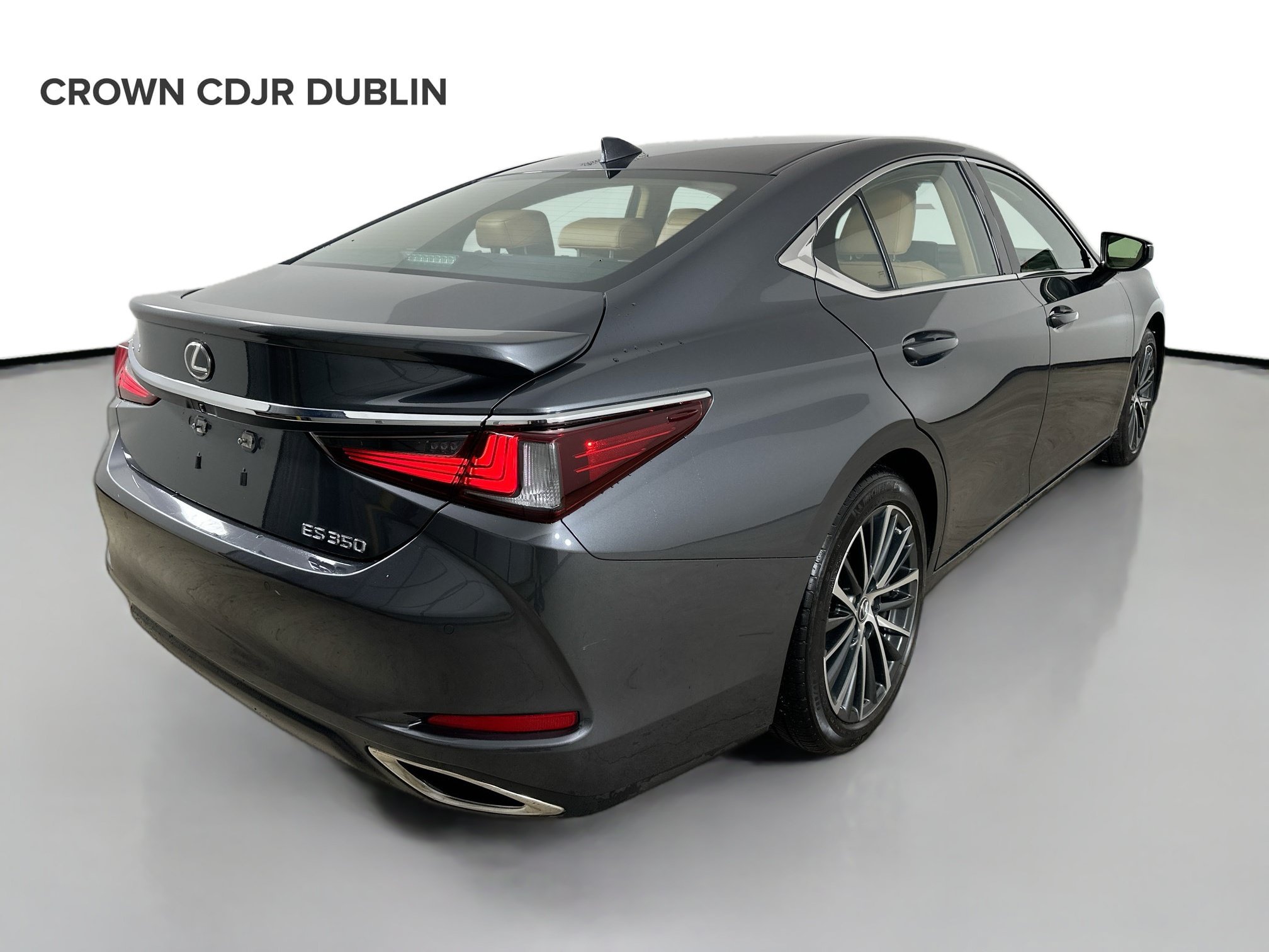 Used 2024 Lexus ES 350 w/ Premium Package FWD image 6