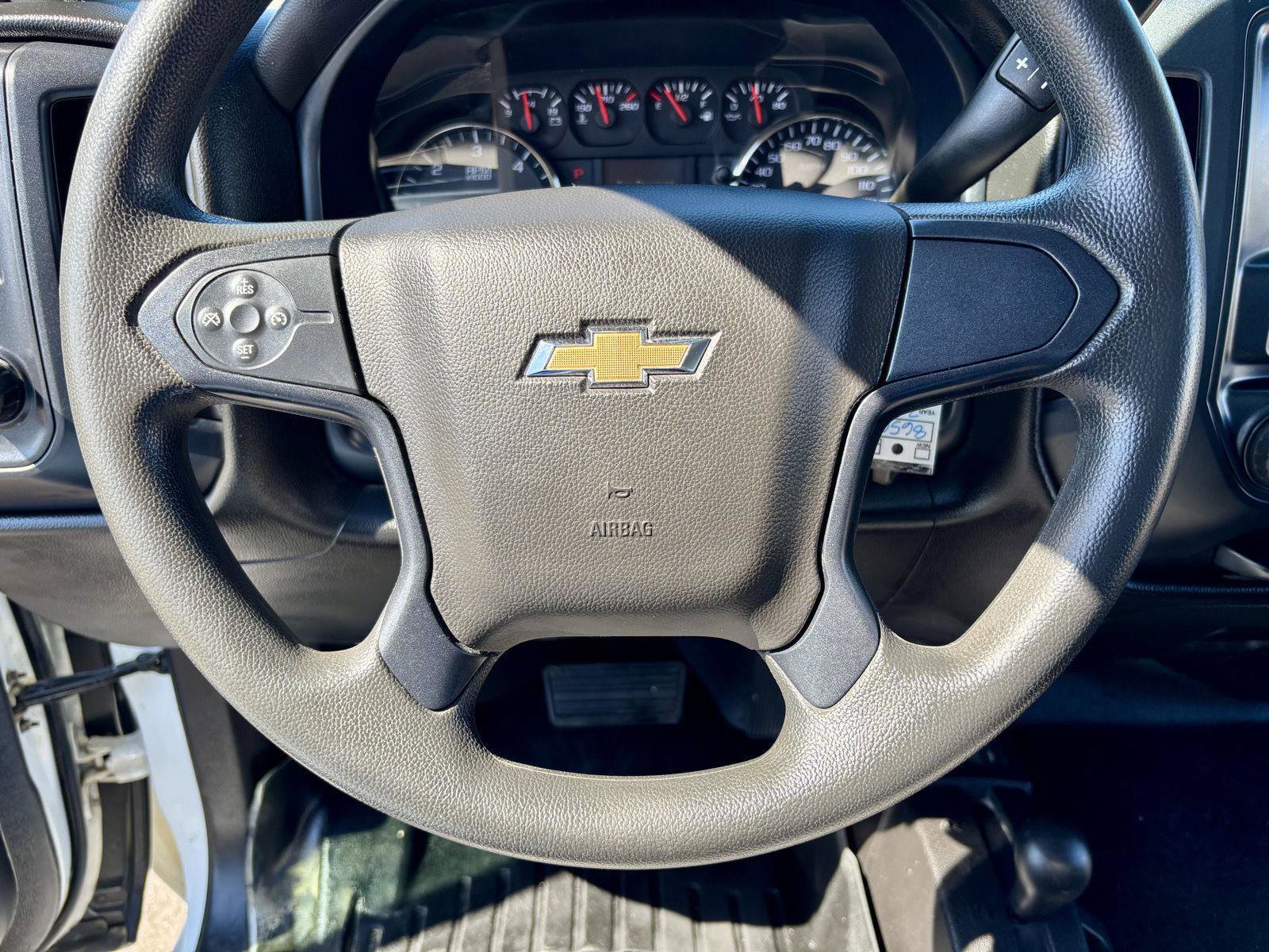 Used 2018 Chevrolet Silverado 1500 W/T w/ WT Convenience Package AWD/4WD image 29