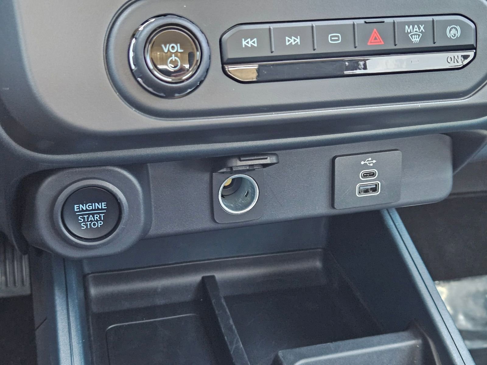 New 2026 Ford Maverick XLT w/ XLT Luxury Package AWD/4WD image 24